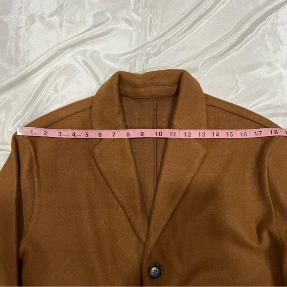 Brown coat - Picture 4 of 6